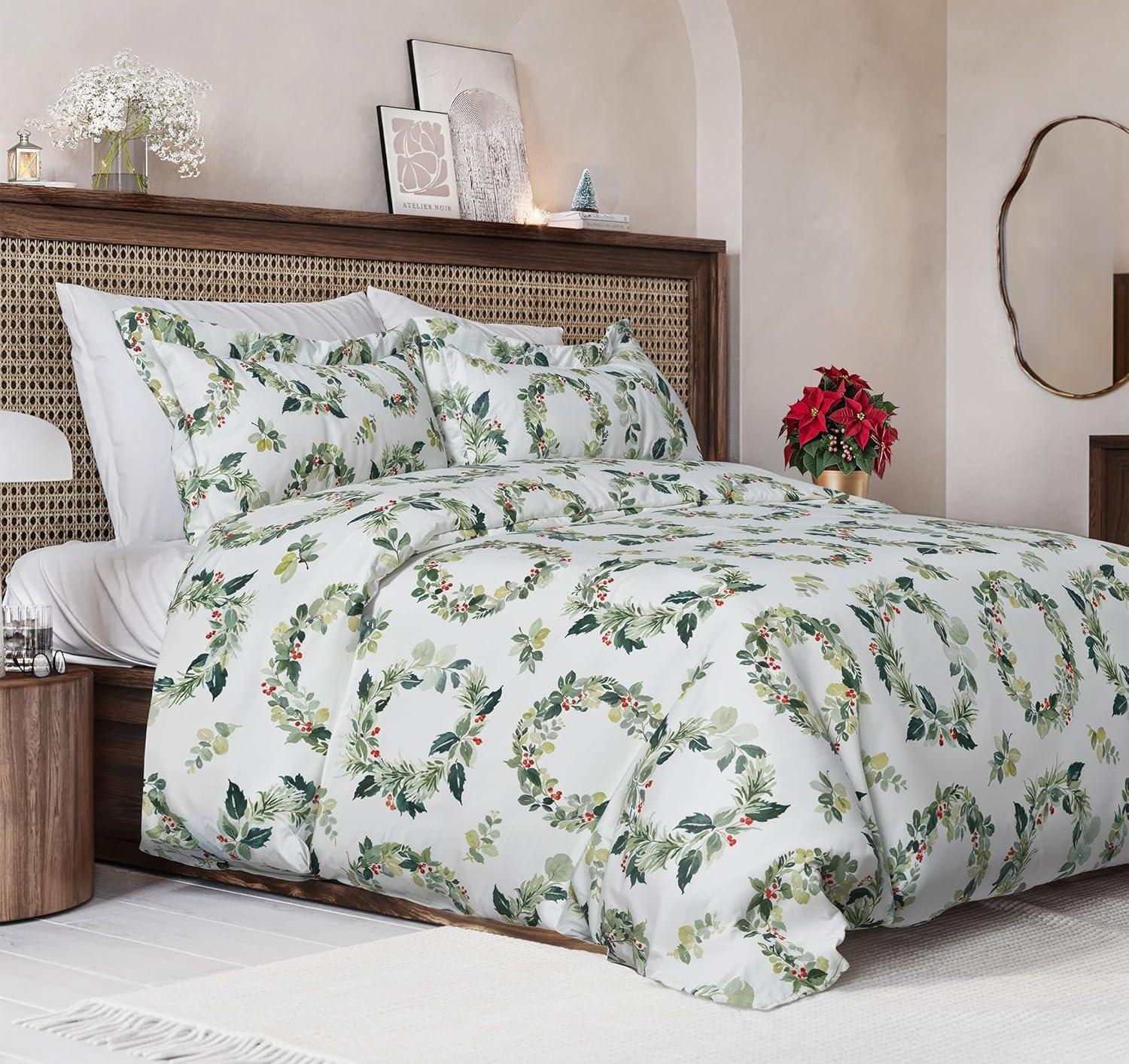 imageChristmas Duvet Cover Queen Size Set Extra Soft Queen Duvet Cover with 2 Pillow Shams Holiday Xmas Bedding with Zipper Closures ampamp Ties Comfy Snug ampamp Cozy Breathable Bed Set 90 x 90 Red Gnomes09 Holiday Wreath No Comforter