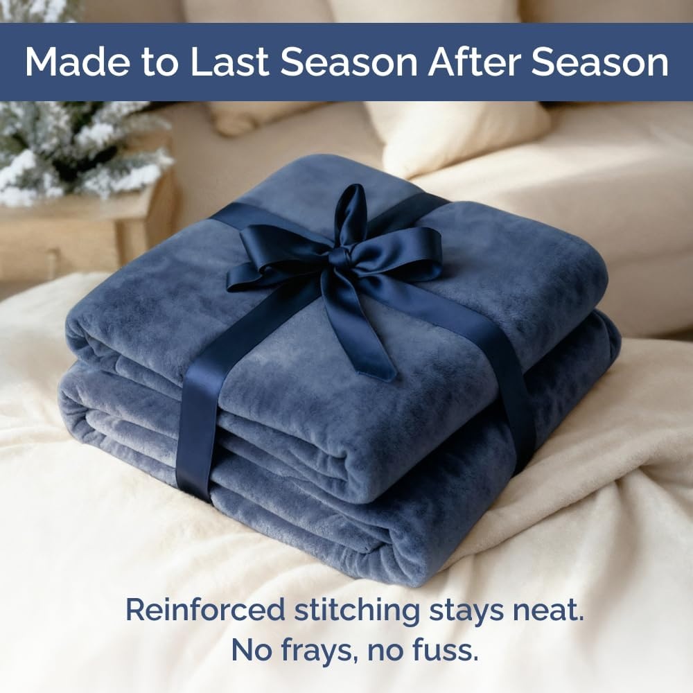 image:imageCGK Christmas Fleece Blanket Throw Size Flannel Throw Red Flakes 50x6002 Washed Blue