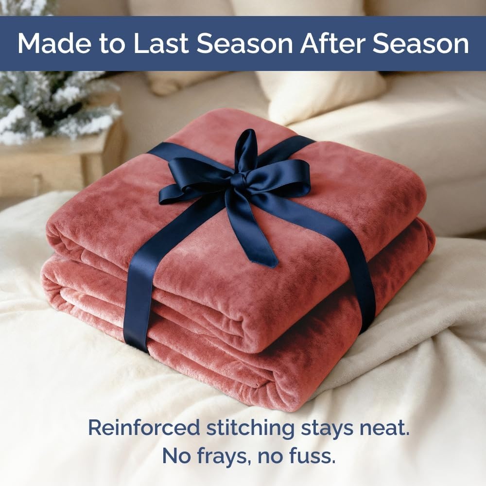 image:imageCGK Christmas Fleece Blanket Throw Size Flannel Throw Red Flakes 50x6015 Dusty Rose
