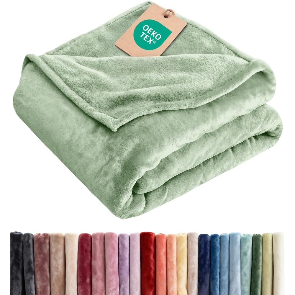 image:imageCGK Christmas Fleece Blanket Throw Size Flannel Throw Red Flakes 50x6007 Celadon