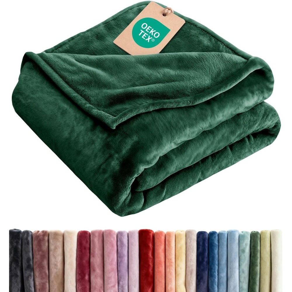 image:imageCGK Christmas Fleece Blanket Throw Size Flannel Throw Red Flakes 50x6011 Forest Green